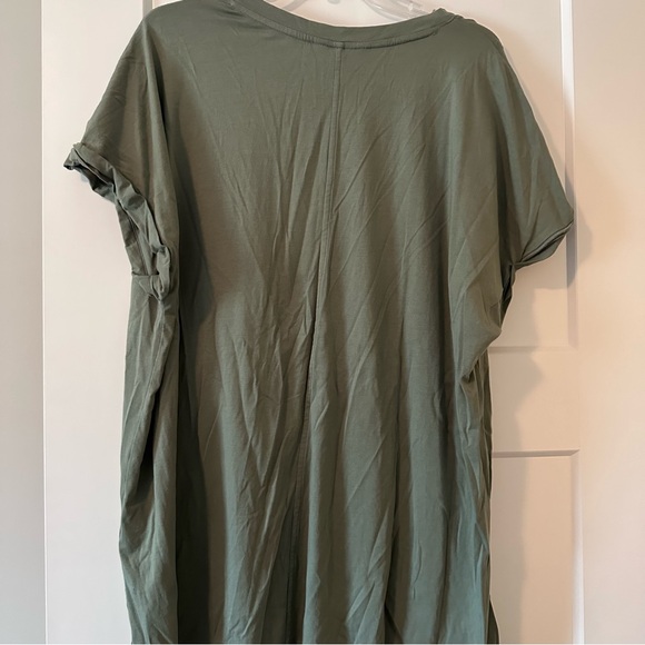 Banana Republic Sage Green V-Neck Short Sleeve Tee Size XXL - Picture 7 of 7